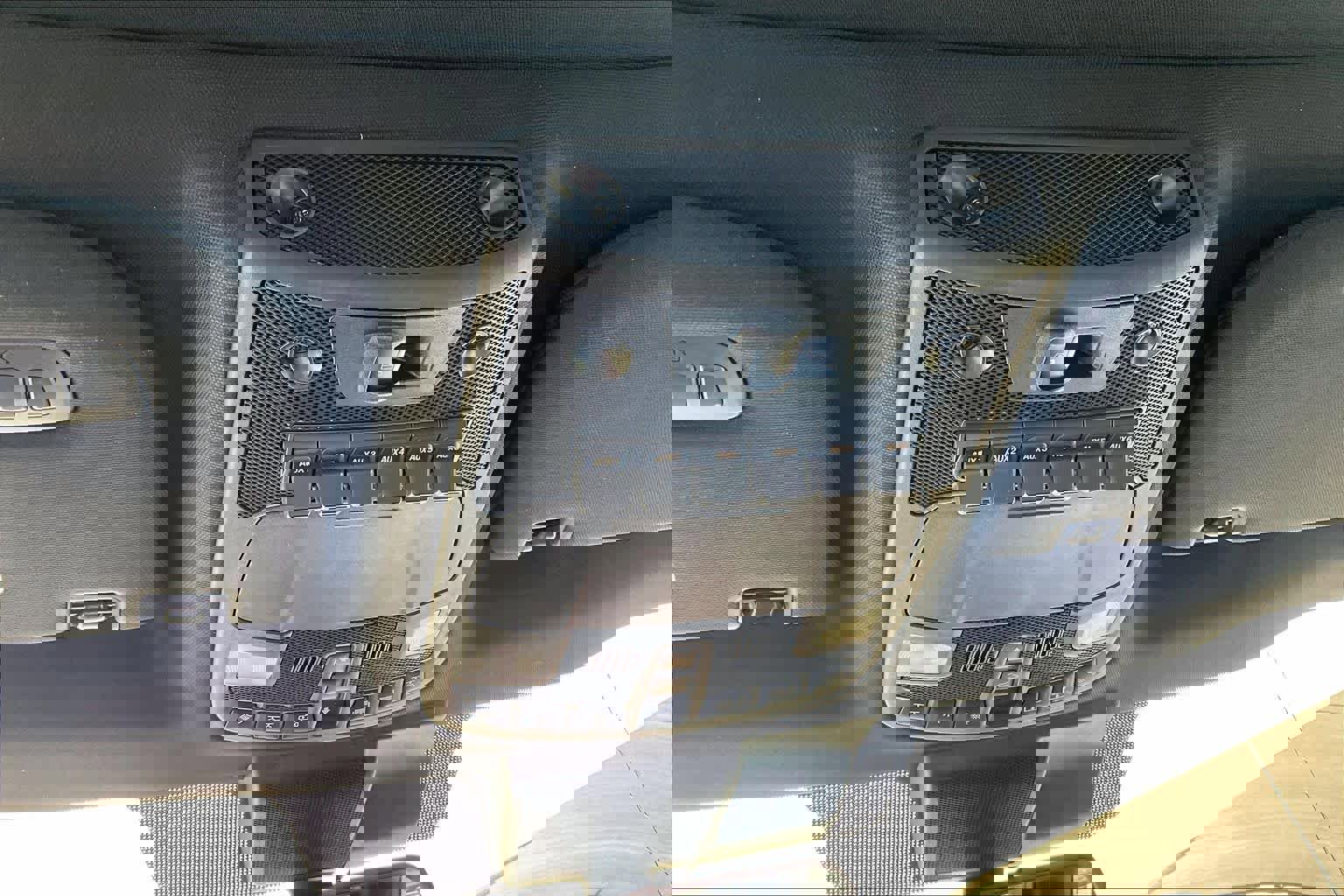 Used 2020 Ford F150 Raptor w/ Equipment Group 802A Luxury AWD/4WD image 32