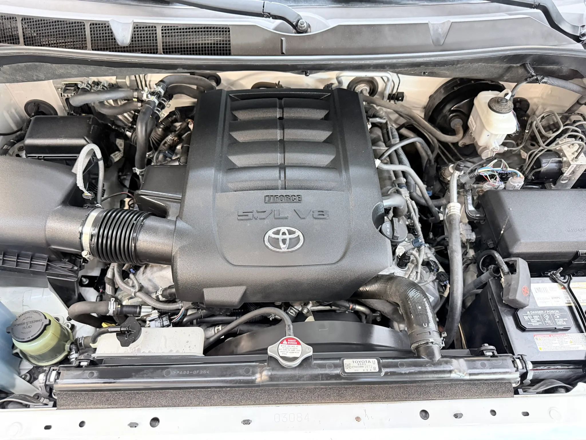 Used 2015 Toyota Sequoia Platinum AWD/4WD image 30