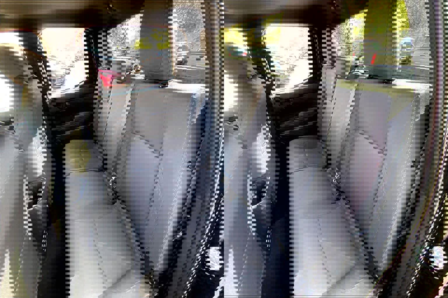 Used 2025 Toyota Tacoma SR image 18