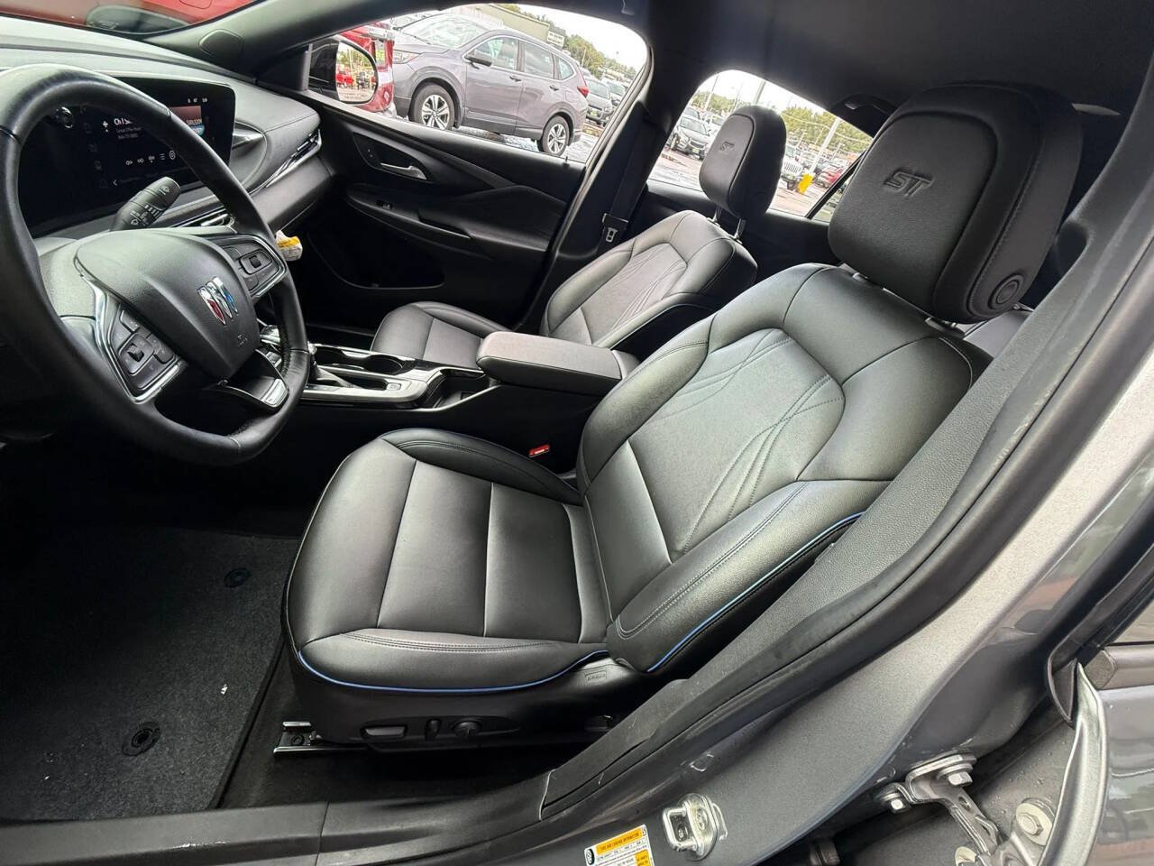 Used 2024 Buick Envista Sport Touring w/ Convenience I Package FWD image 14