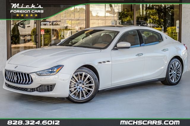 Used 2018 Maserati Ghibli RWD image 1