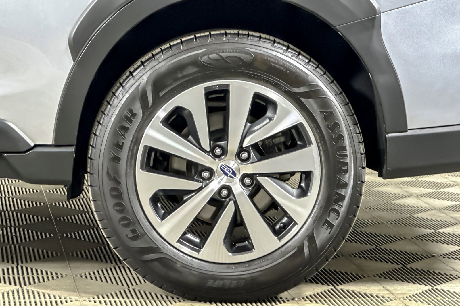 Used 2023 Subaru Outback Premium w/ Popular Package #1 image 24