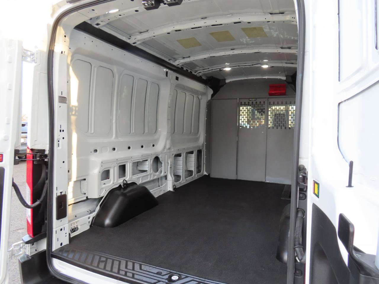 Used 2019 Ford Transit 250 148 Medium Roof RWD image 15