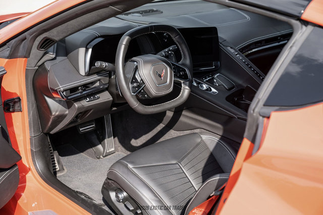 Used 2024 Chevrolet Corvette Stingray Premium Cpe w/ Z51 Performance Package RWD image 36