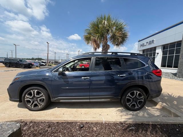 Used 2023 Subaru Ascent Touring AWD/4WD image 8