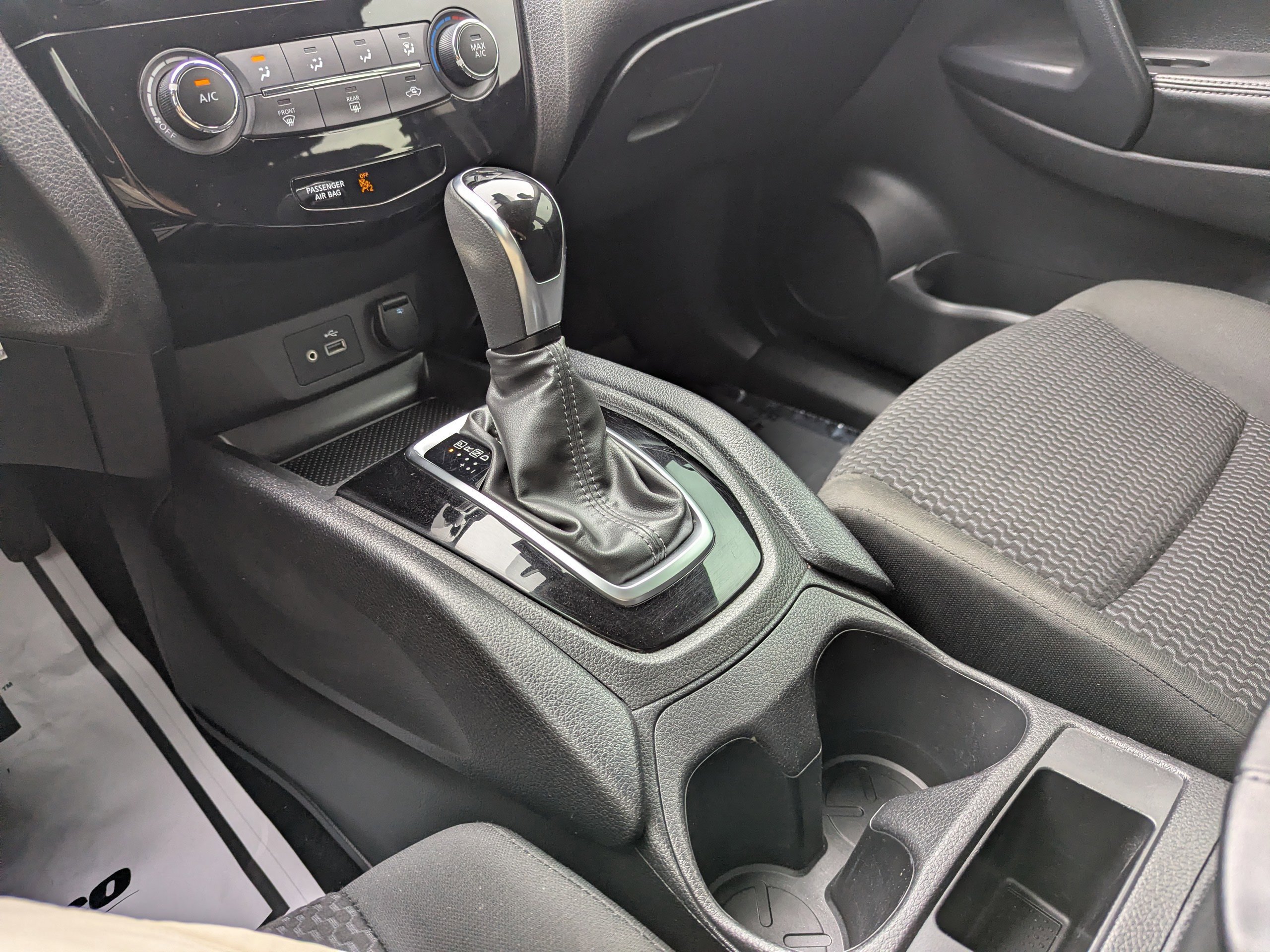 Used 2021 Nissan Rogue Sport S AWD/4WD image 25