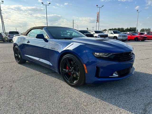 Used 2023 Chevrolet Camaro LT w/ RS Package image 8