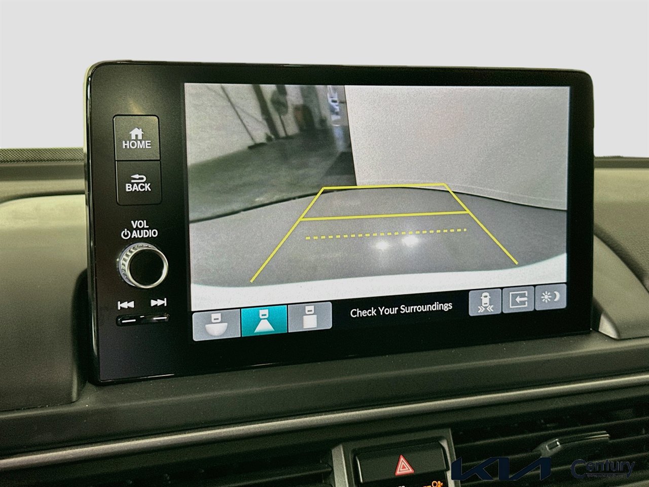 Used 2023 Honda Pilot Touring image 14