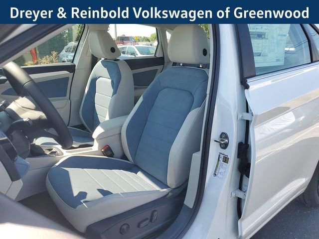 New 2025 Volkswagen Jetta SE image 20