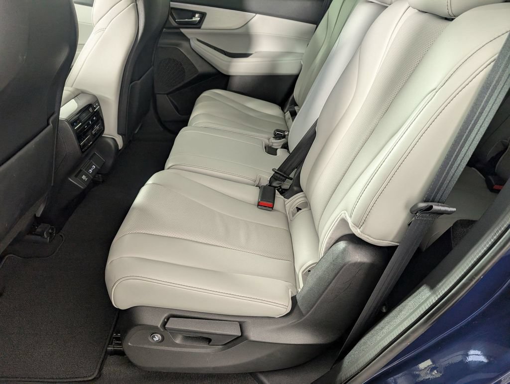 Used 2023 Acura MDX SH-AWD w/ Technology Package image 28