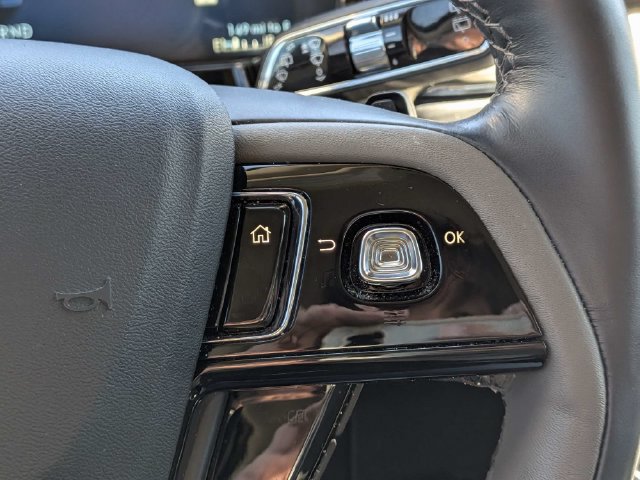 Used 2024 Lincoln Corsair Reserve AWD/4WD image 18