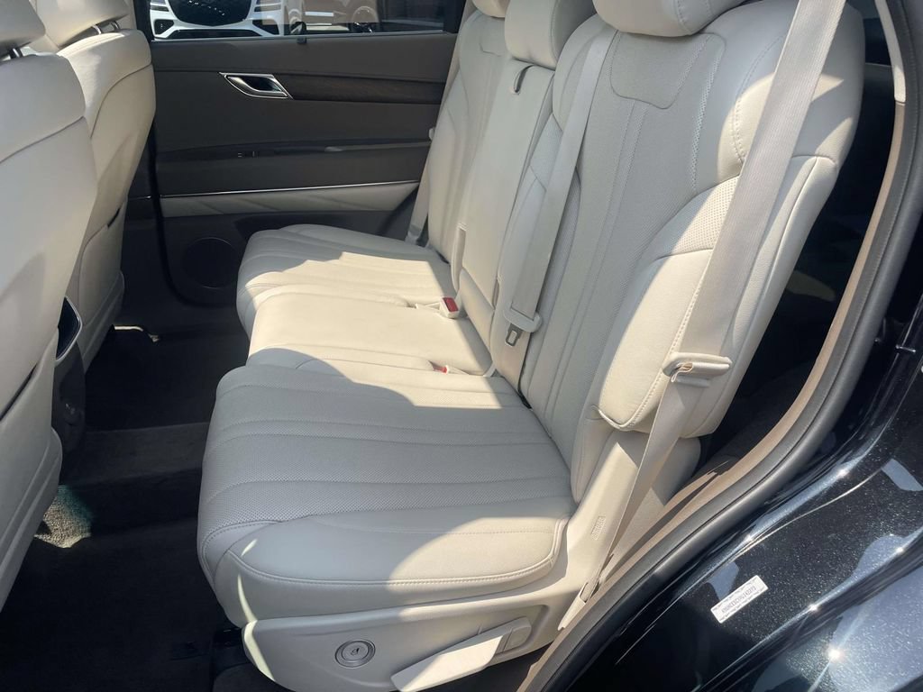 Certified 2023 Genesis GV80 3.5T AWD/4WD image 22