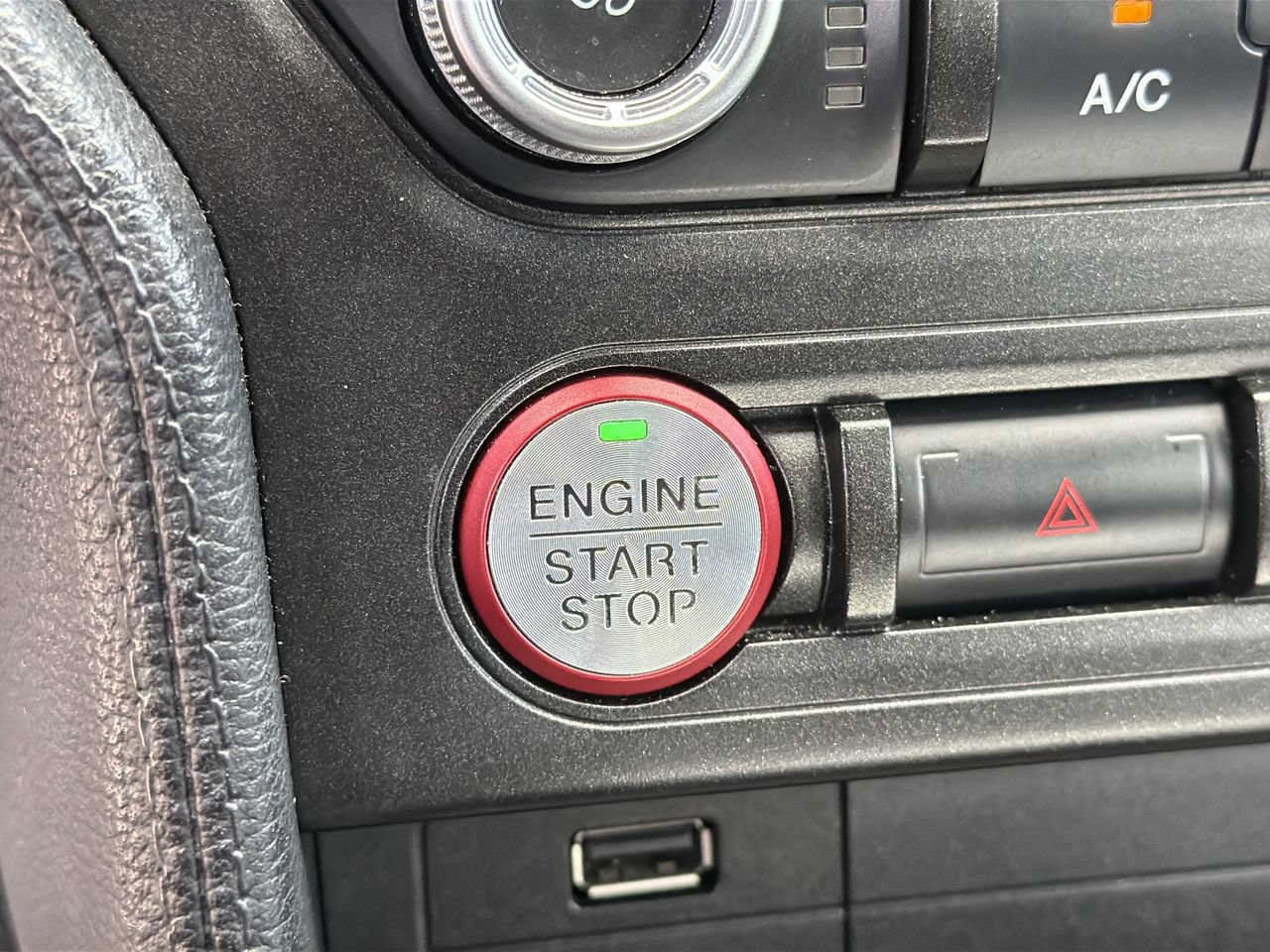 Used 2018 Ford Mustang Coupe RWD image 27