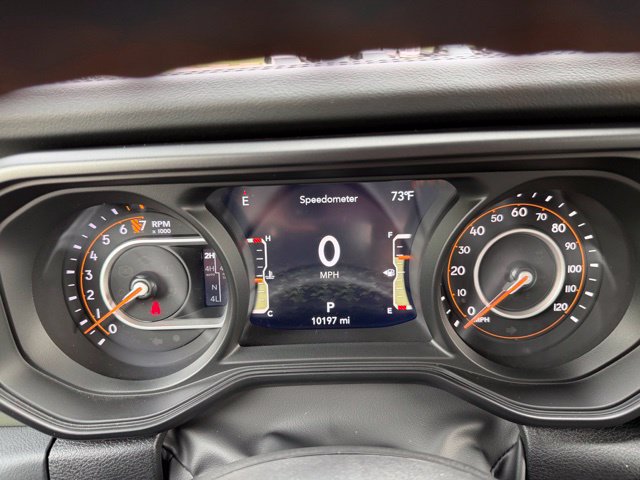Used 2024 Jeep Gladiator Mojave AWD/4WD image 28