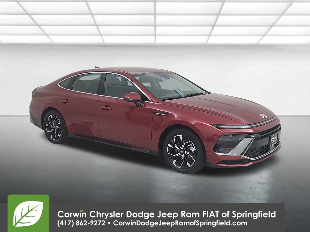 Used 2024 Hyundai Sonata SEL image 2