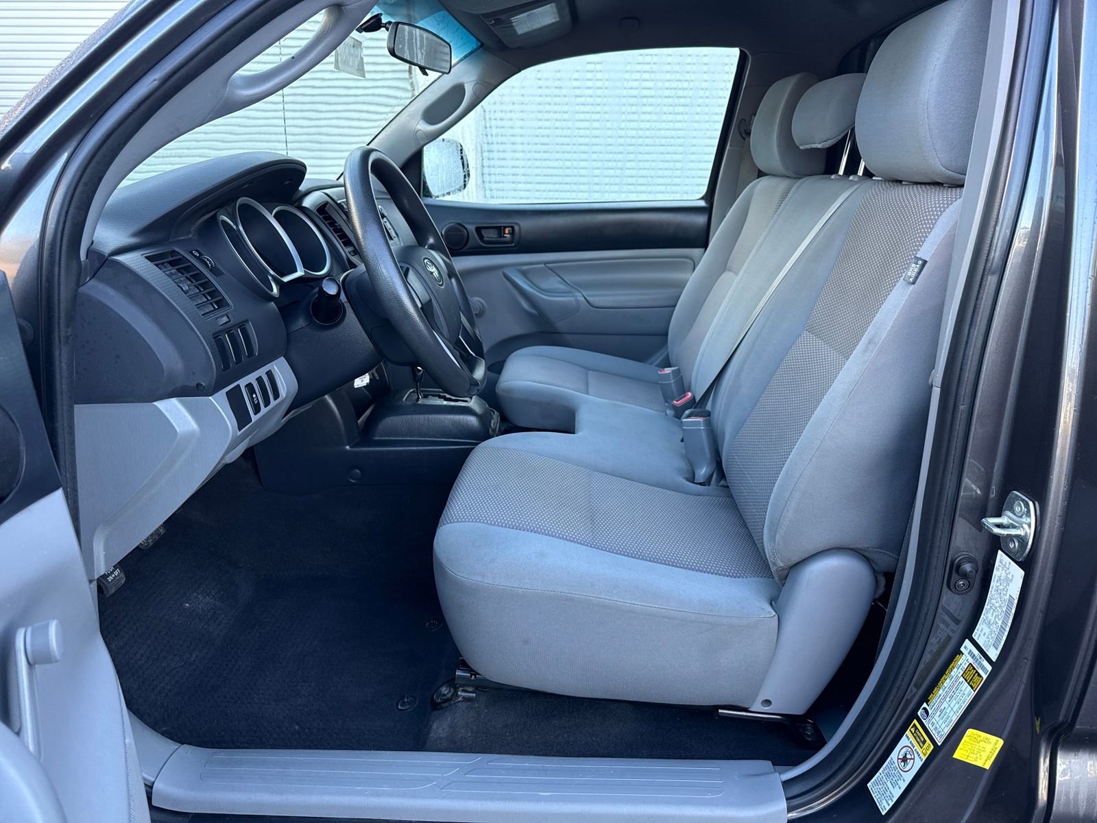 Used 2013 Toyota Tacoma 2WD Regular Cab image 9