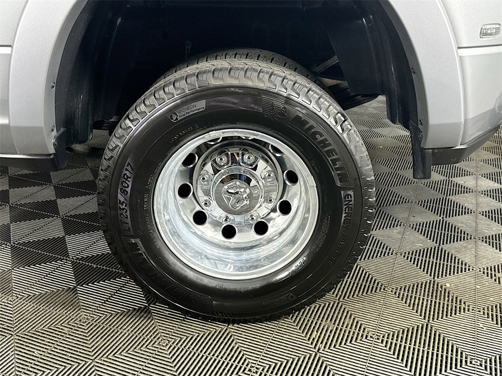 Used 2019 RAM 3500 Laramie image 34