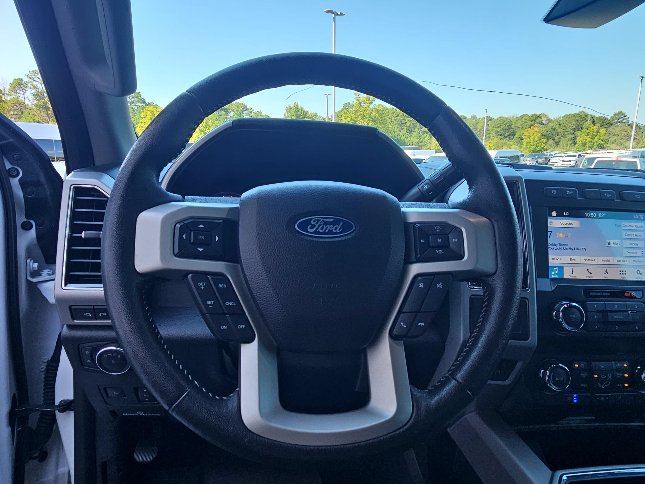 Used 2019 Ford F250 Lariat w/ Lariat Ultimate Package AWD/4WD image 26