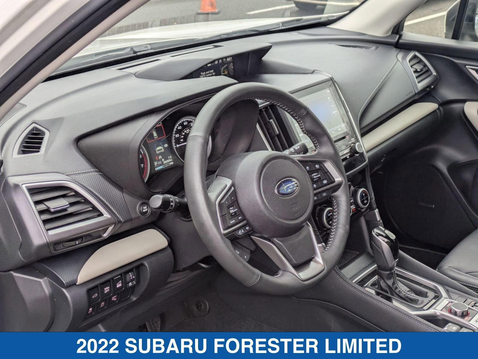 Certified 2022 Subaru Forester Limited image 15