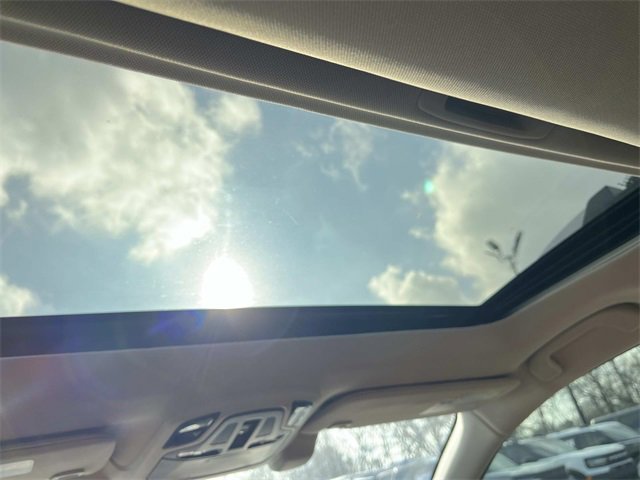 Used 2022 Subaru Outback Touring XT image 14