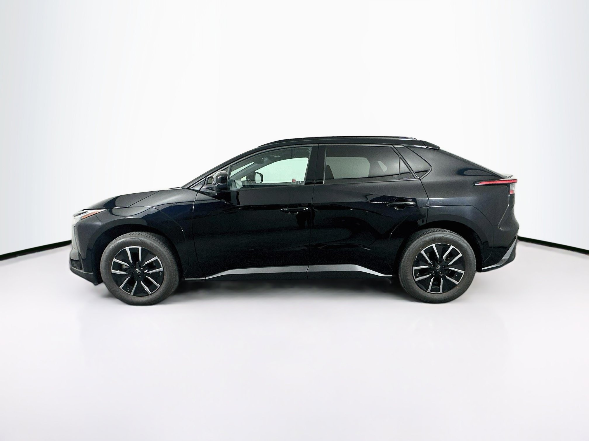 Used 2026 Toyota bZ FWD image 4