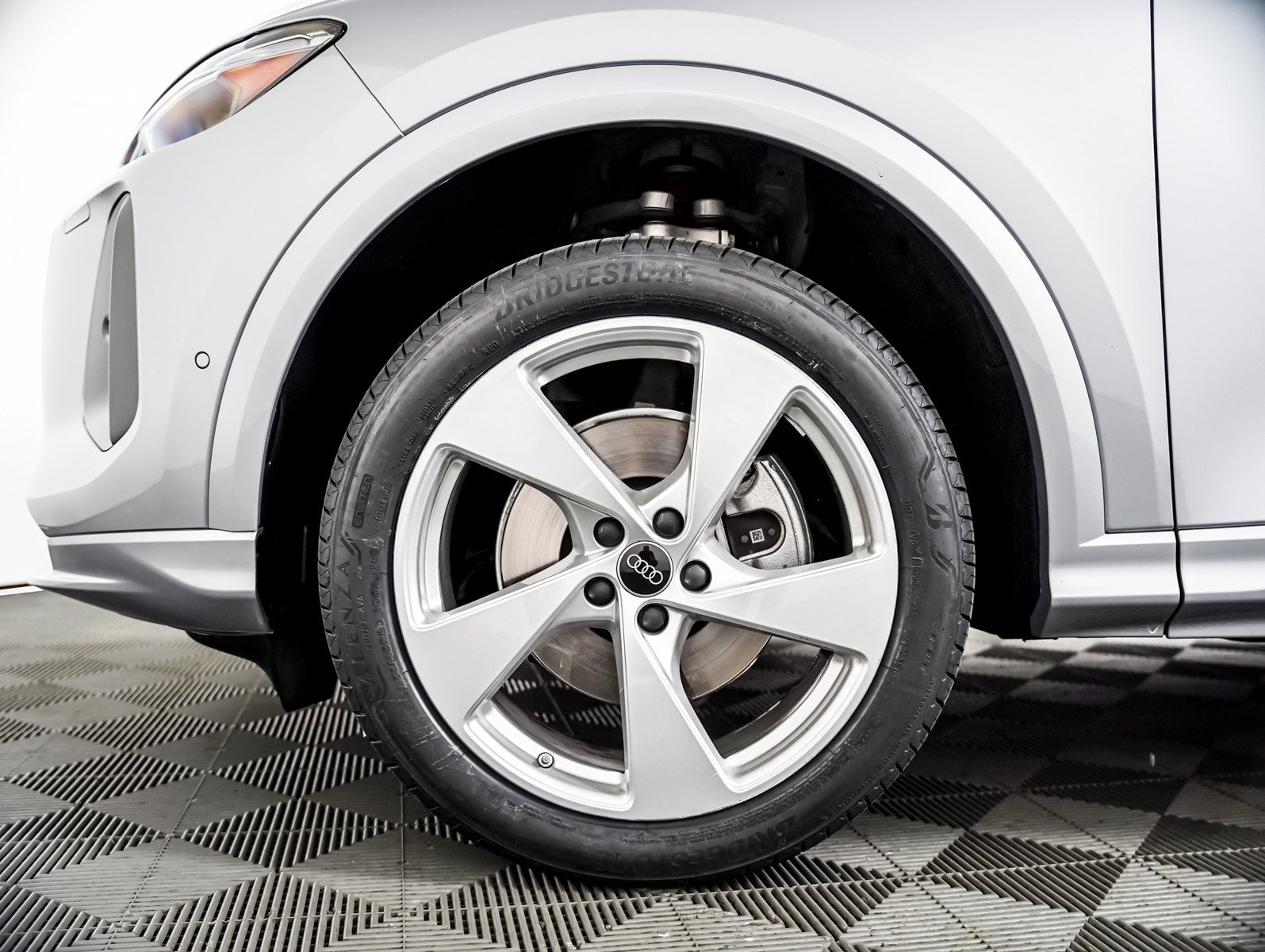 Certified 2025 Audi Q5 Premium w/ Premium Plus AWD/4WD image 6