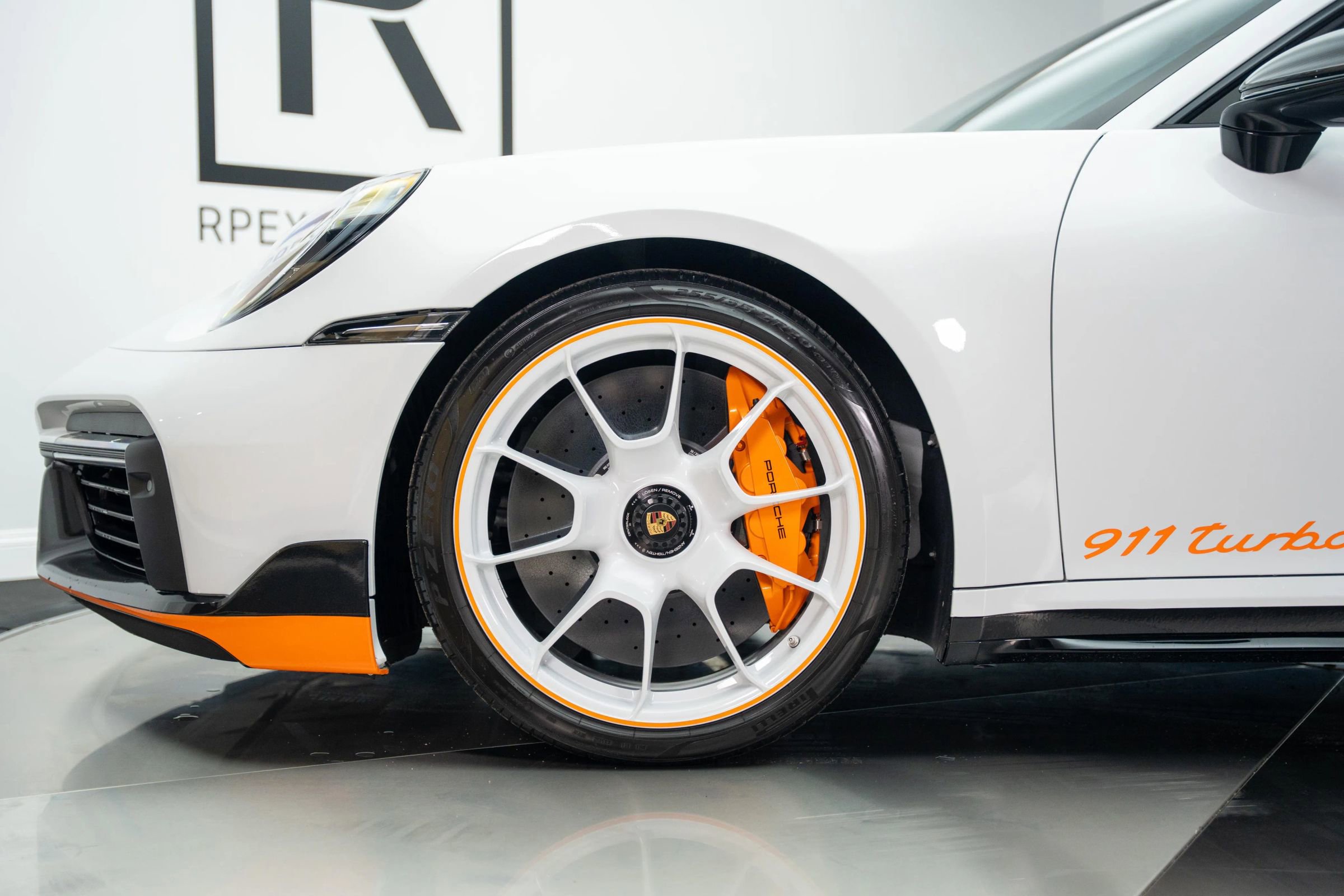 Used 2022 Porsche 911 Turbo S image 4