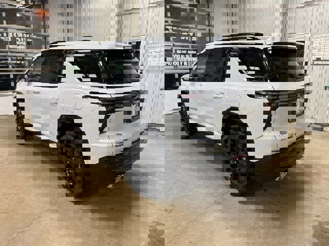 New 2026 Chevrolet Traverse RS image 7