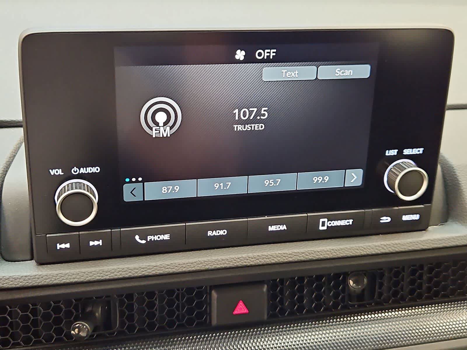 Certified 2024 Honda CR-V LX image 4