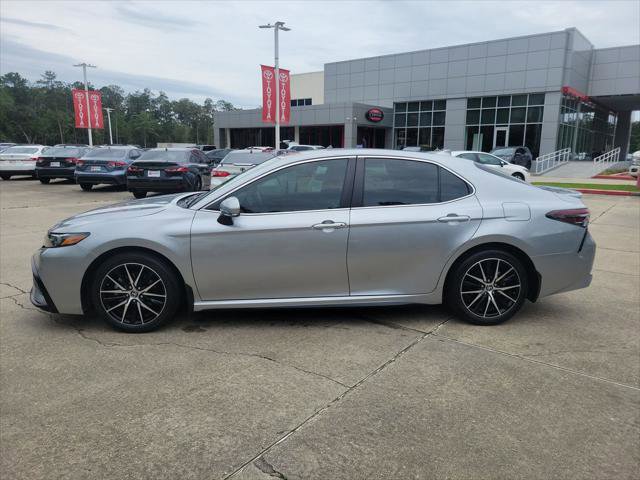 Certified 2023 Toyota Camry SE FWD image 2