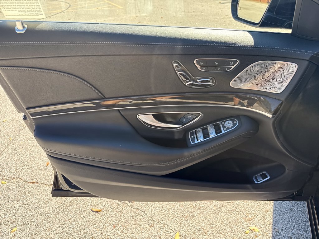 Used 2016 Mercedes-Benz S 550 Sedan image 13