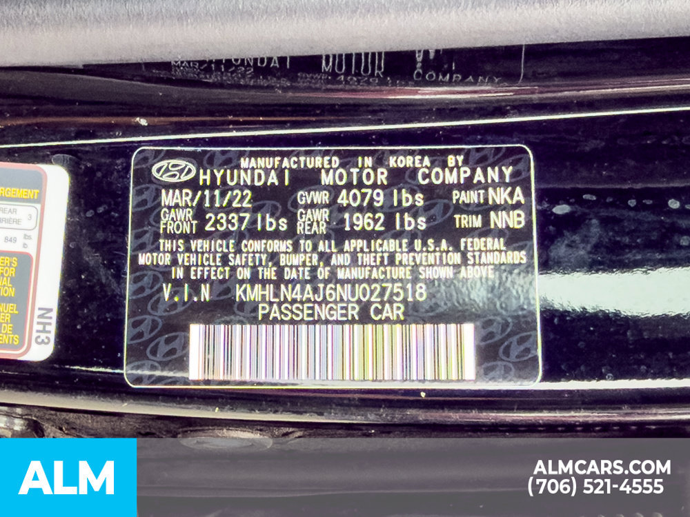 Used 2022 Hyundai Elantra Limited FWD image 17
