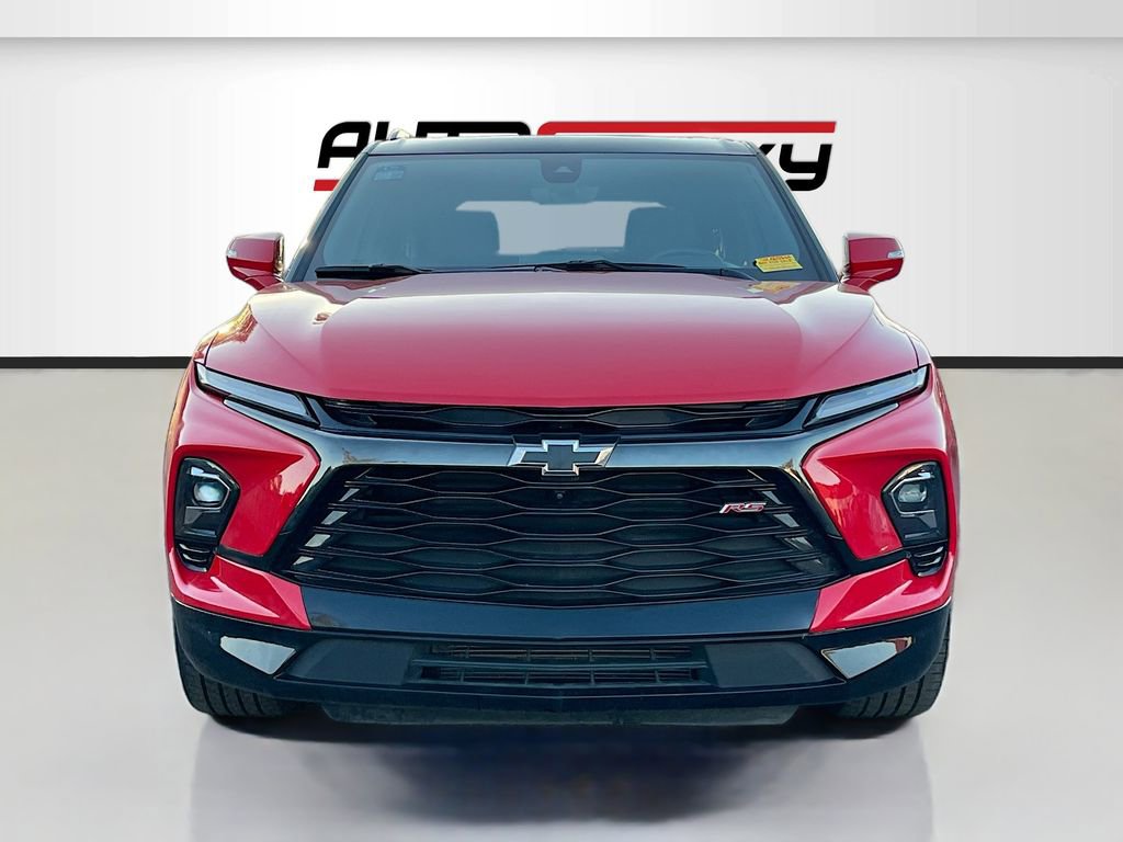 Used 2023 Chevrolet Blazer RS w/ Driver Confidence II Package image 2