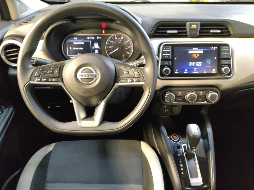 Used 2021 Nissan Versa SV FWD image 22
