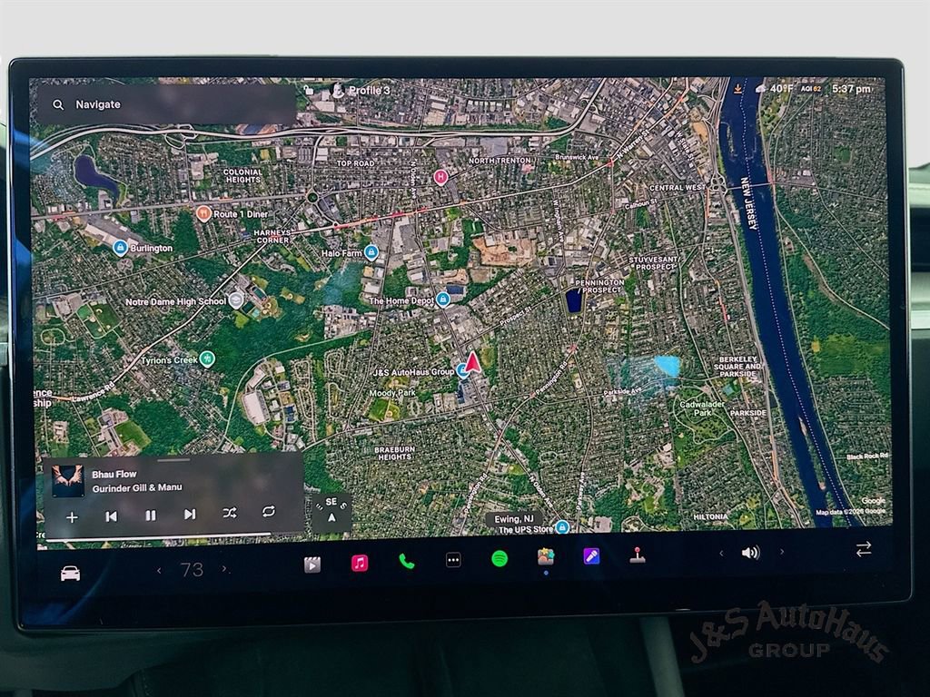 Used 2025 Tesla Model X Plaid image 18