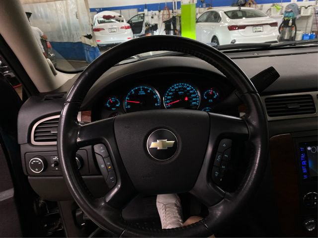 Used 2010 Chevrolet Tahoe LT AWD/4WD image 23