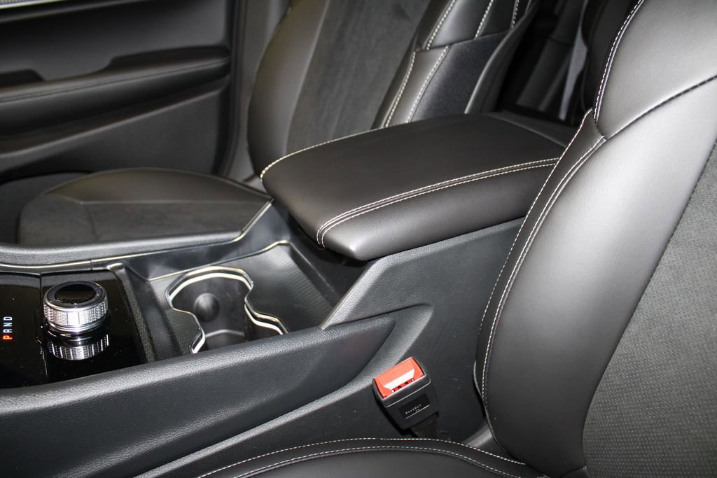 New 2025 Jeep Grand Cherokee Altitude image 21