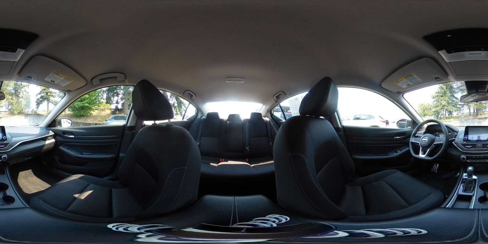 Used 2025 Nissan Altima 2.5 SV FWD image 42