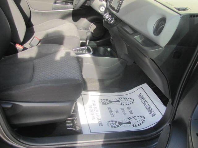 Used 2015 Toyota Yaris L FWD image 12