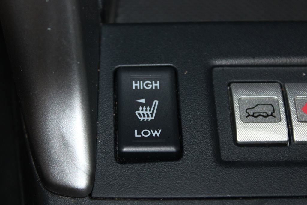Used 2016 Subaru Forester 2.5i Touring w/ Eyesight & Navigation System AWD/4WD image 40