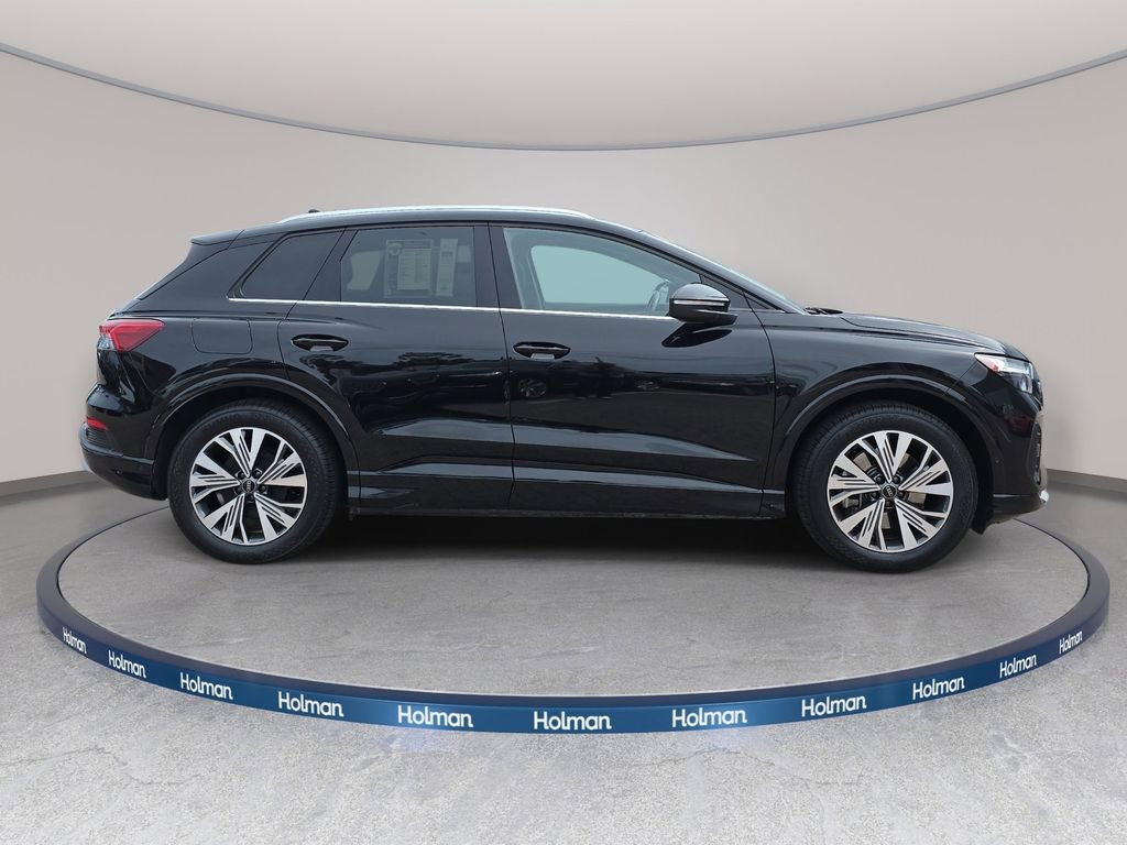 Used 2023 Audi Q4 e-tron Premium Plus w/ Premium Plus RWD image 5