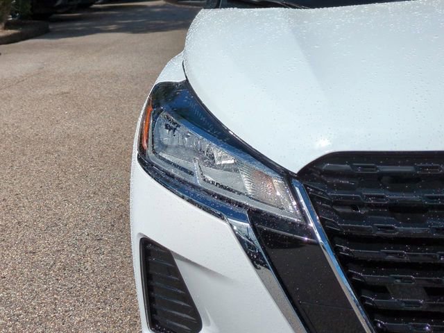 New 2025 Nissan Kicks Play S image 10