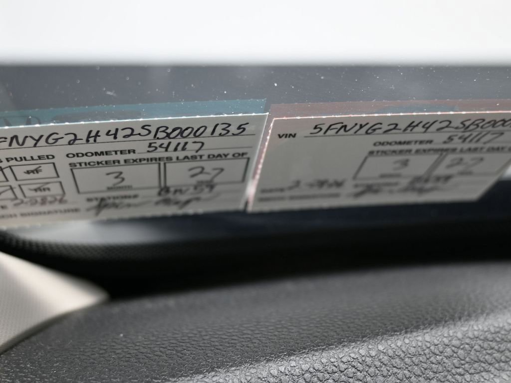 Used 2025 Honda Pilot EX-L image 10
