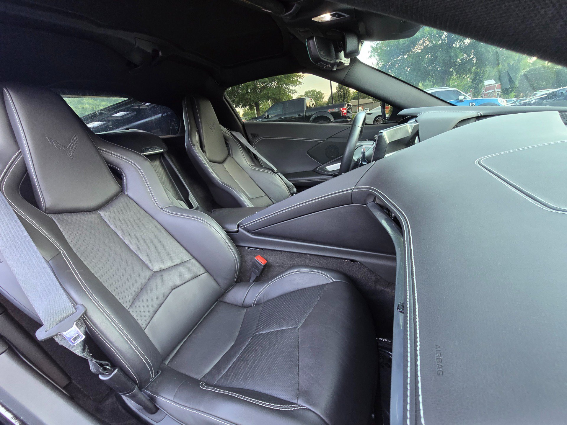 Used 2025 Chevrolet Corvette Z06 RWD image 15
