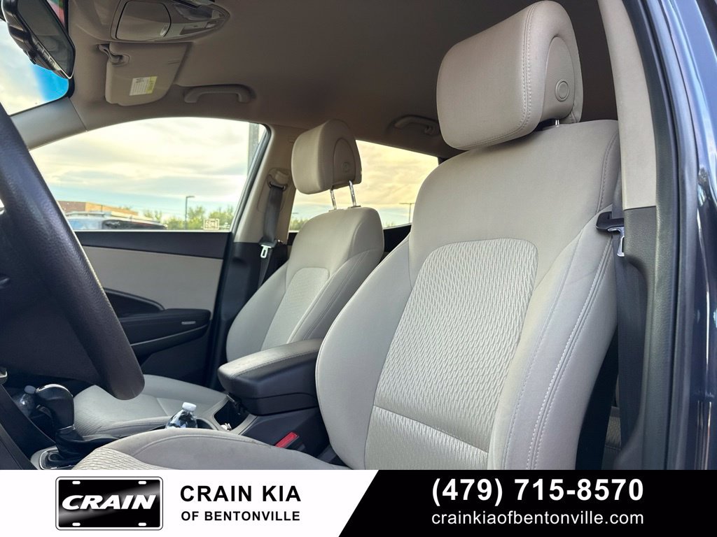 Used 2017 Hyundai Santa Fe Sport FWD image 9