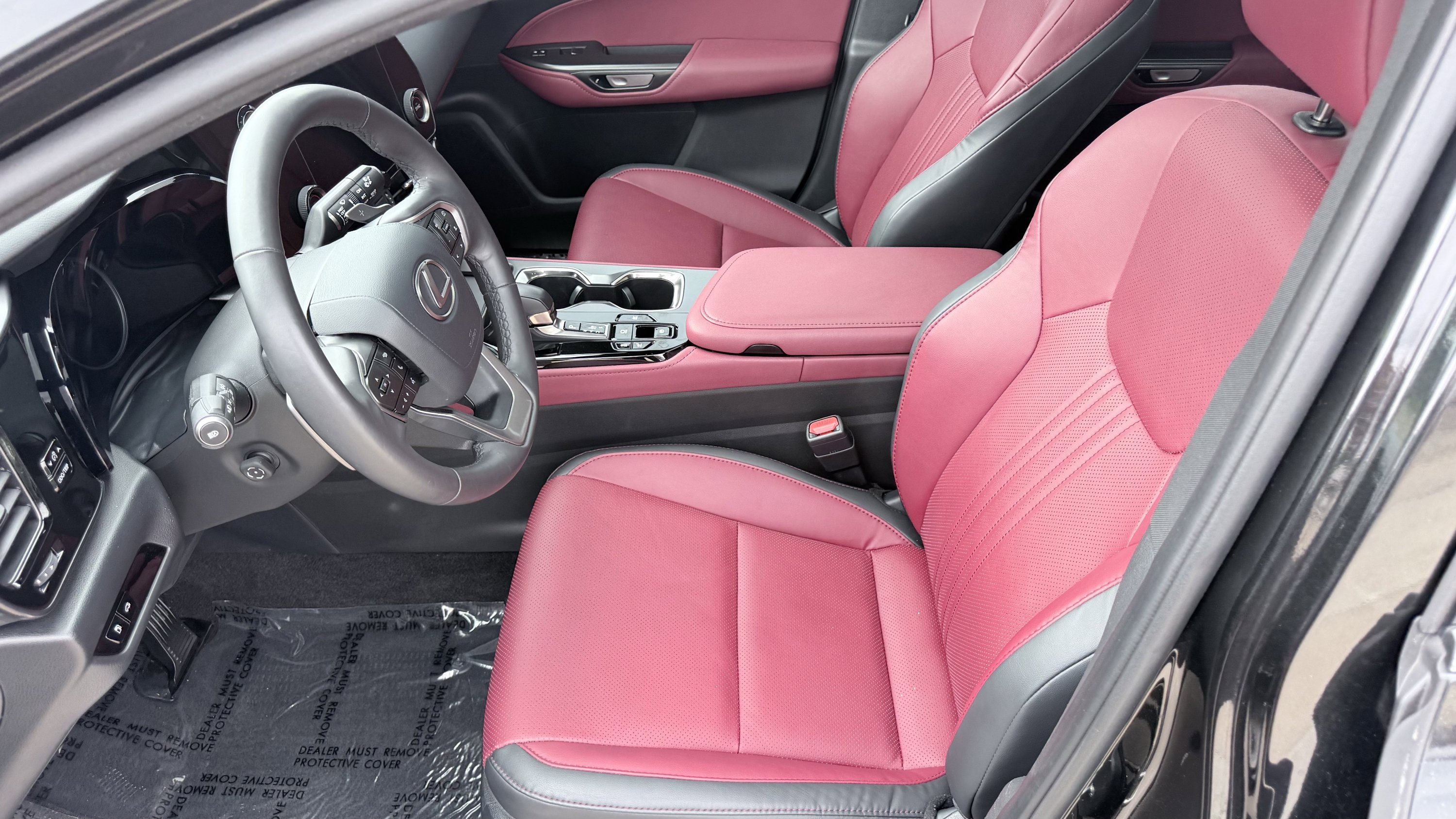 Used 2025 Lexus NX 350h AWD w/ Cold Area Package image 22