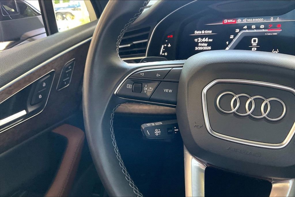 Used 2025 Audi Q7 3.0T Premium Plus image 8