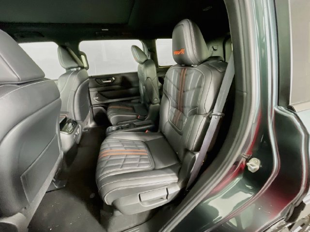 New 2026 Nissan Armada PRO-4X AWD/4WD image 15