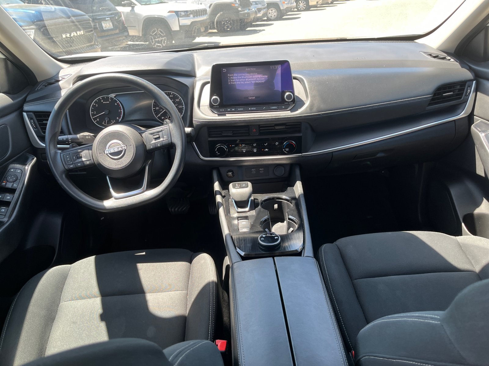 Used 2024 Nissan Rogue S AWD/4WD image 33