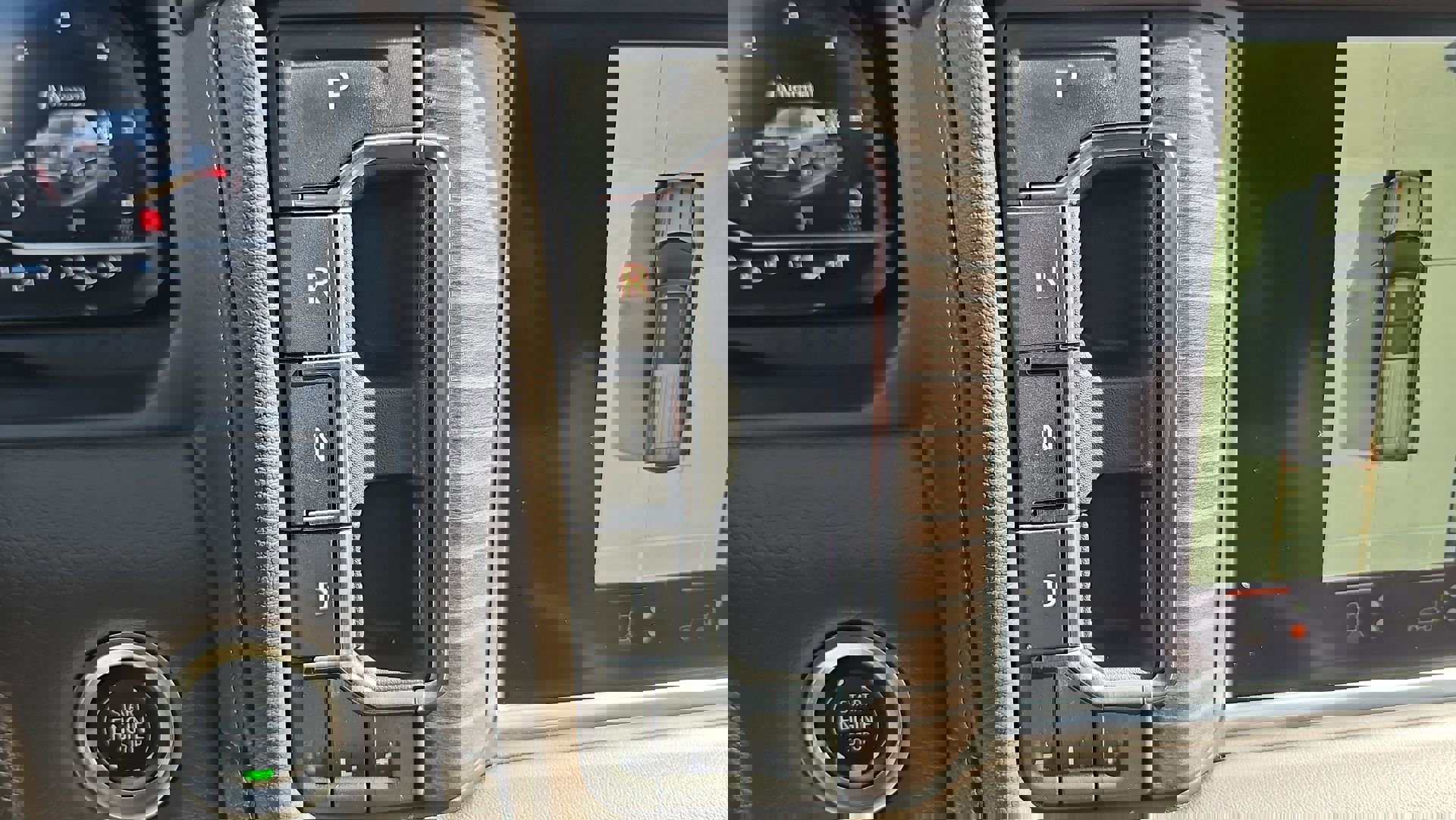 Used 2024 GMC Yukon XL Denali w/ Denali Reserve Package image 17